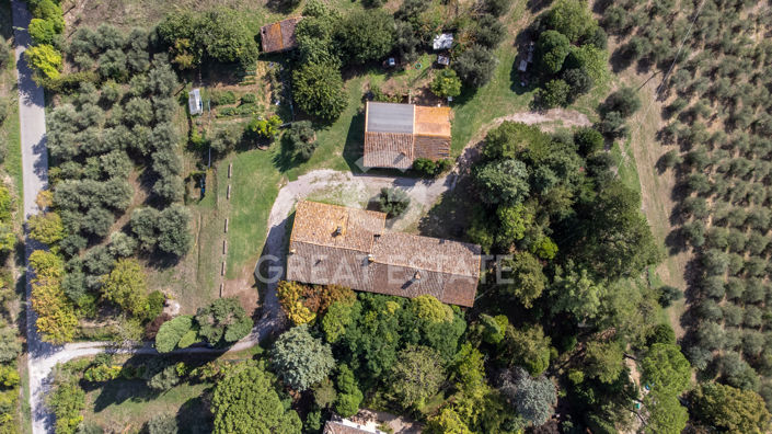 Image No.18-15 Bed Country House for sale