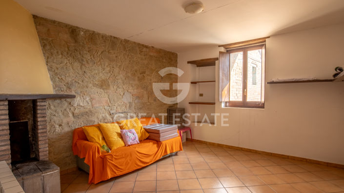 Image No.22-15 Bed Country House for sale