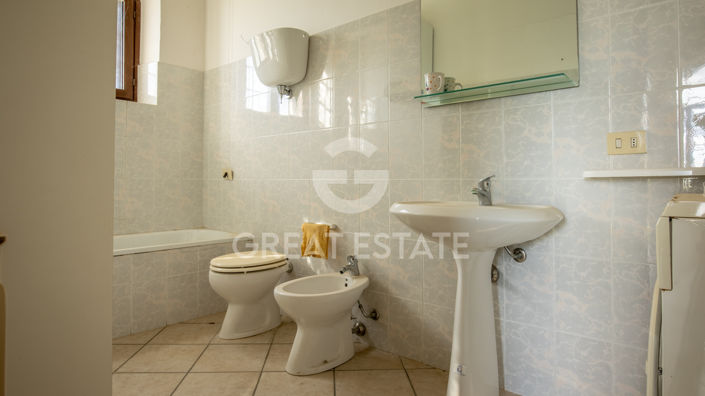 Image No.24-15 Bed Country House for sale