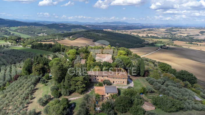 Image No.4-Maison de campagne de 15 chambres à vendre à Marsciano