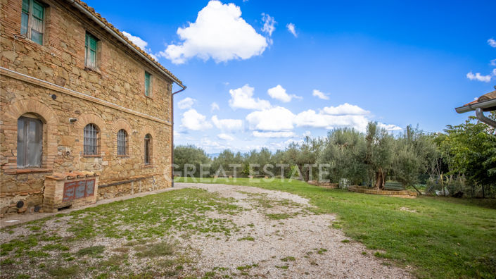 Image No.10-15 Bed Country House for sale