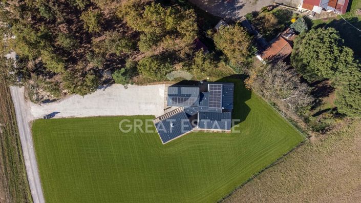 Image No.10-4 Bed Villa for sale