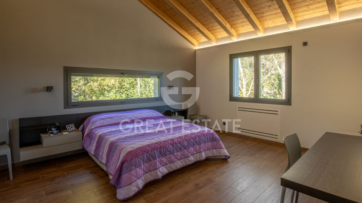 Image No.19-4 Bed Villa for sale