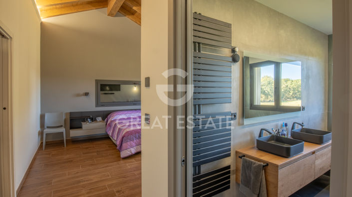 Image No.22-4 Bed Villa for sale