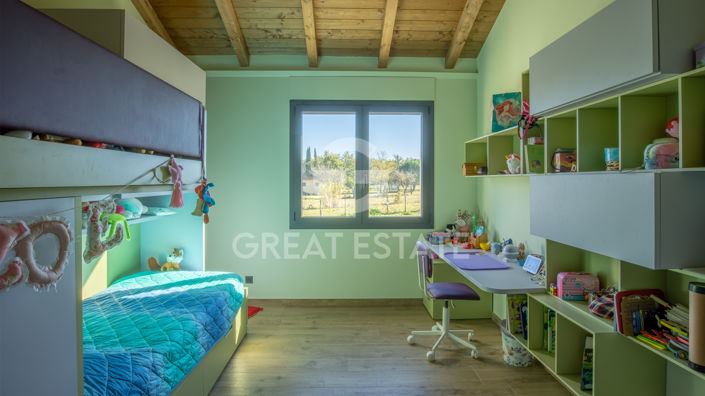 Image No.25-4 Bed Villa for sale