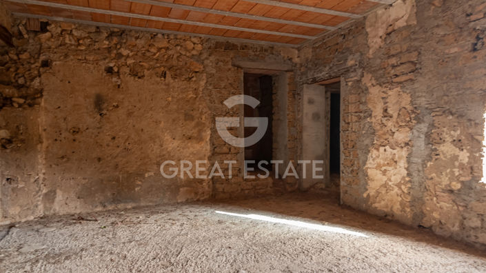 Image No.6-6 Bed Country House for sale