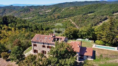 Maison de campagne de 11 chambres à vendre à Città di Castello
