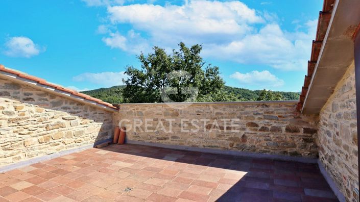 Image No.18-11 Bed Country House for sale