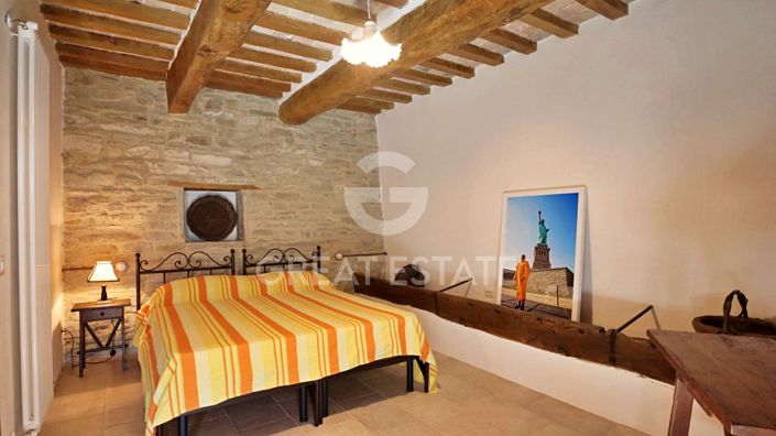 Image No.29-11 Bed Country House for sale