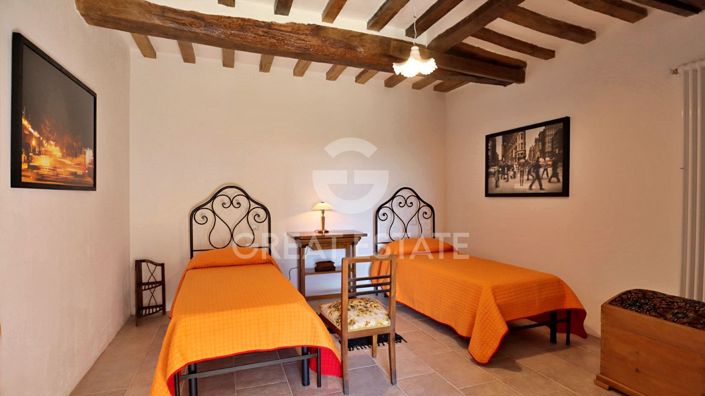 Image No.31-11 Bed Country House for sale