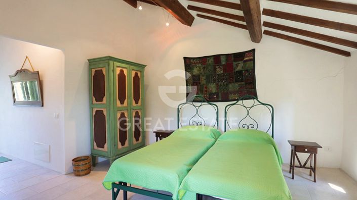 Image No.33-11 Bed Country House for sale