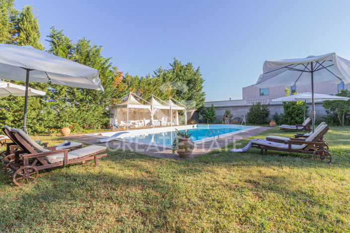 Image No.14-7 Bed Country House for sale