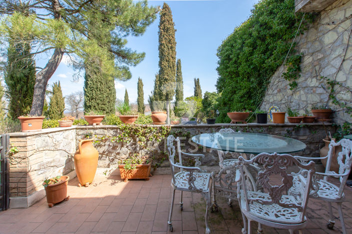 Image No.22-7 Bed Country House for sale