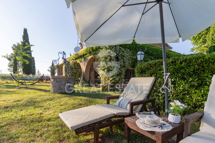 Image No.8-7 Bed Country House for sale