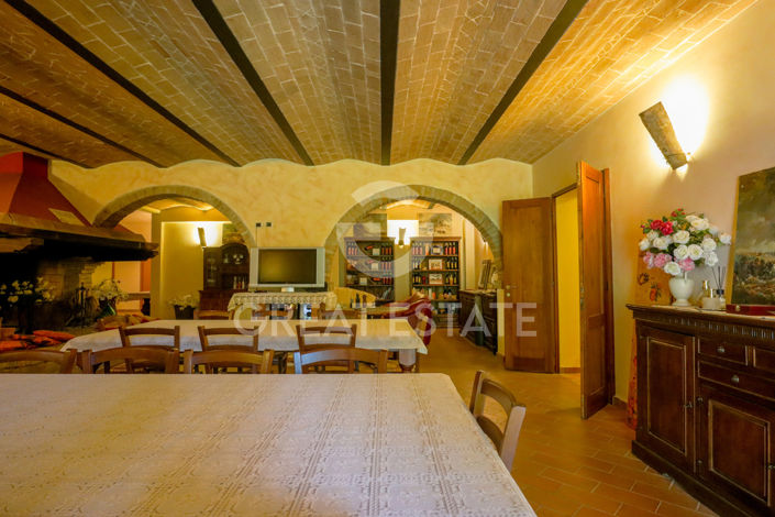 Image No.22-8 Bed Country House for sale