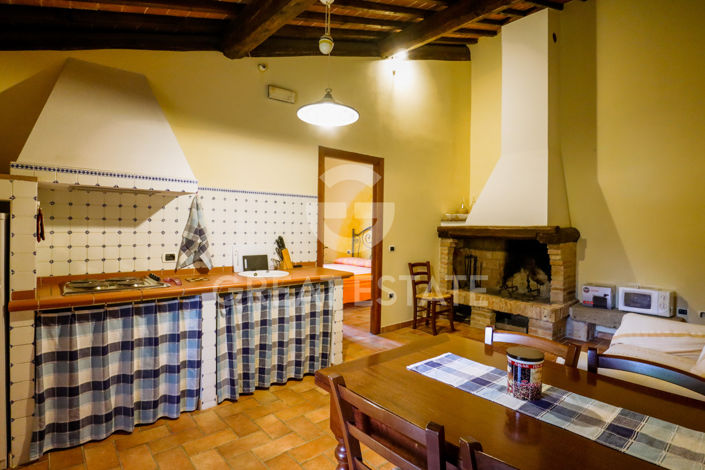 Image No.27-8 Bed Country House for sale