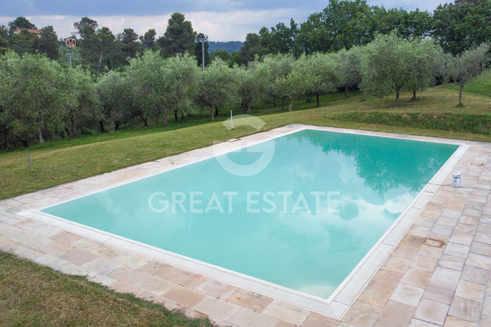 Image No.46-8 Bed Country House for sale