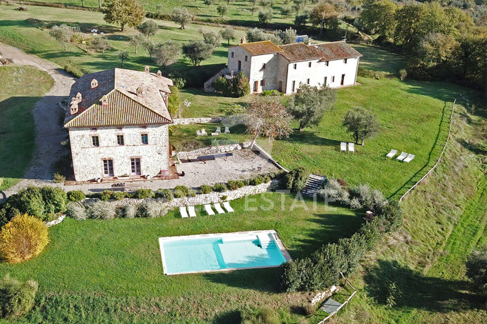 Image No.1-10 Bed Country House for sale