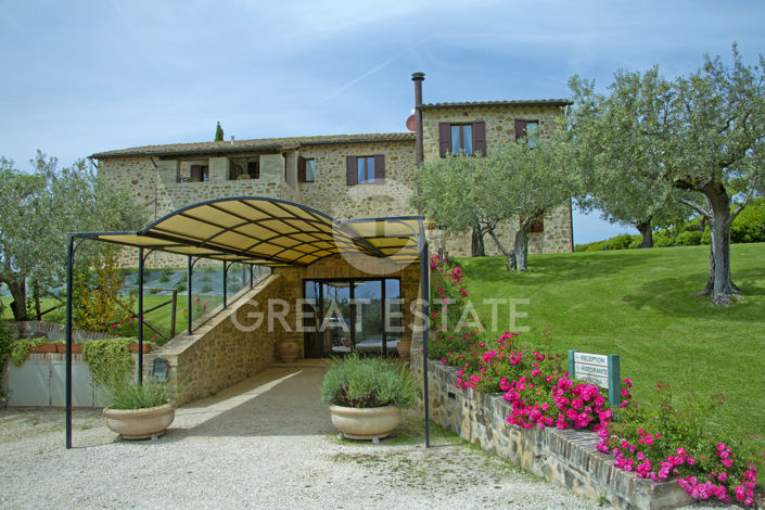 Image No.11-10 Bed Country House for sale