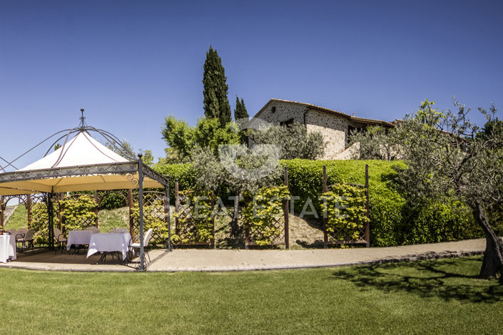 Image No.14-10 Bed Country House for sale