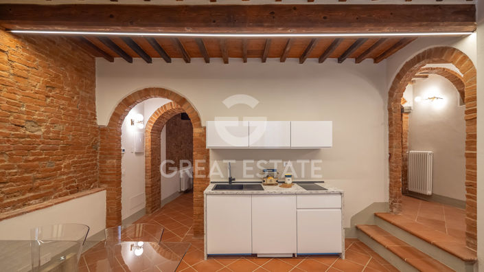 Image No.24-3 Bed Property for sale