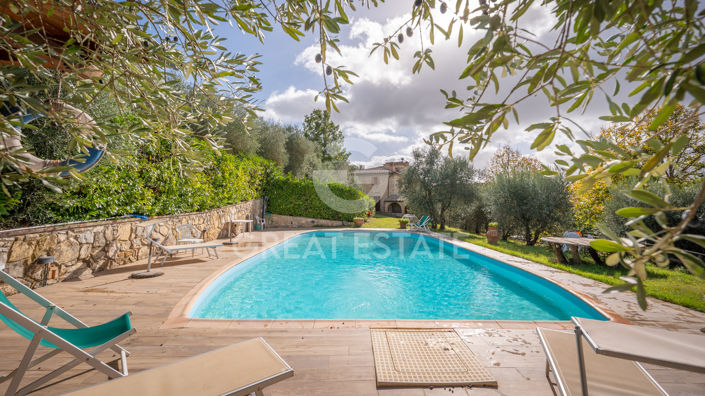 Image No.49-7 Bed Country House for sale