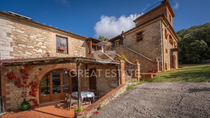 Image No.9-7 Bed Country House for sale