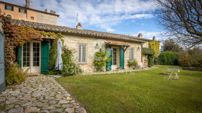 Maison de campagne de 4 chambres à vendre à Perugia