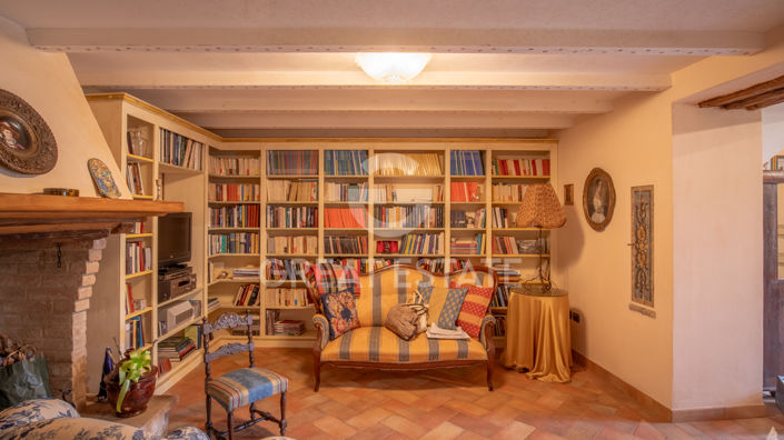 Image No.12-4 Bed Country House for sale