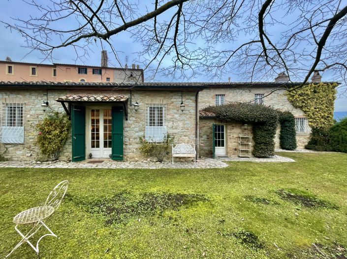 Image No.12-Maison de campagne de 4 chambres à vendre à Perugia