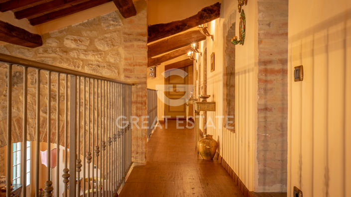 Image No.22-4 Bed Country House for sale