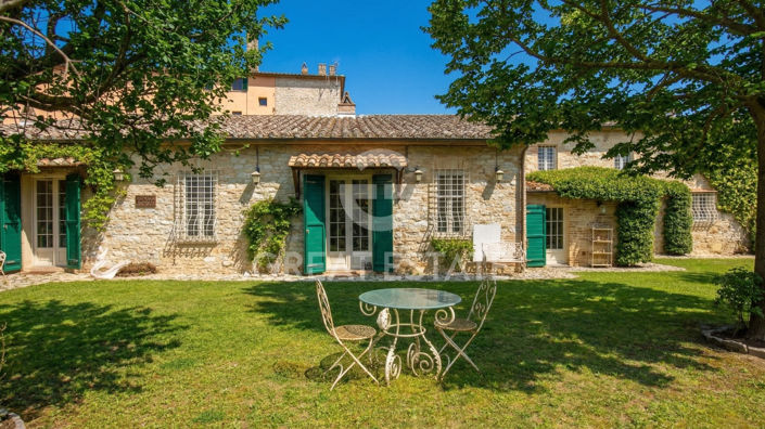 Image No.4-4 Bed Country House for sale