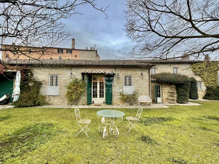 Image No.7-Maison de campagne de 4 chambres à vendre à Perugia