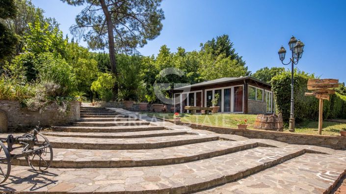 Image No.16-12 Bed Country House for sale