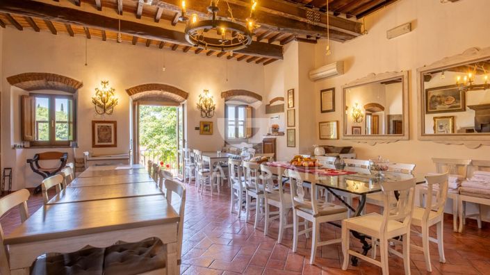 Image No.32-12 Bed Country House for sale