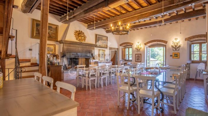 Image No.33-12 Bed Country House for sale