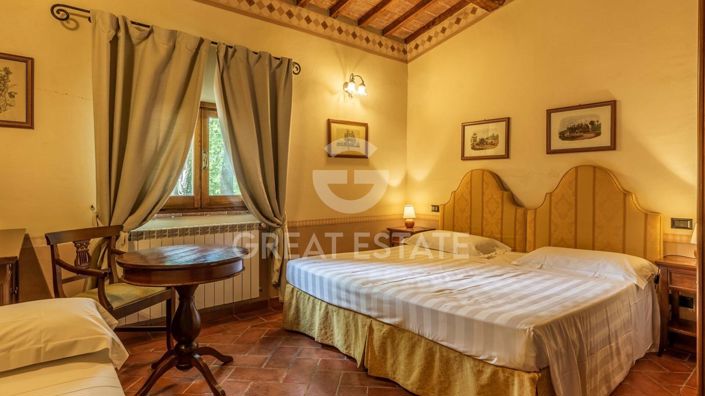 Image No.44-12 Bed Country House for sale