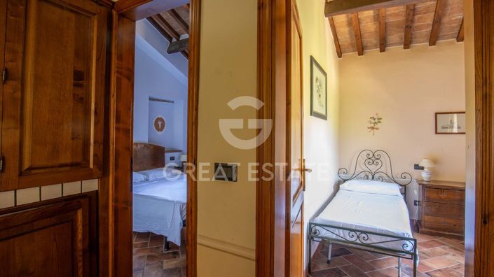 Image No.52-12 Bed Country House for sale