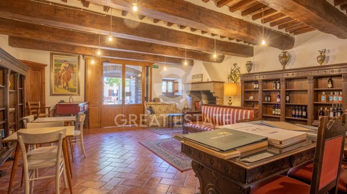 Image No.6-12 Bed Country House for sale