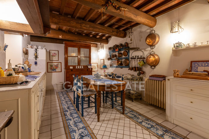 Image No.34-4 Bed Property for sale