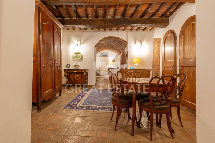 Image No.42-4 Bed Property for sale