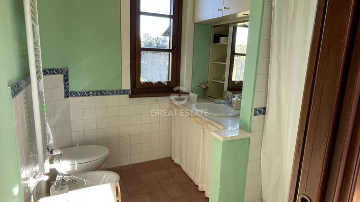 Image No.19-4 Bed Country House for sale