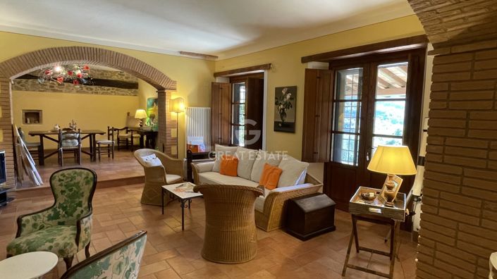 Image No.3-4 Bed Country House for sale