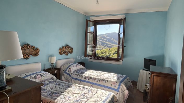 Image No.21-4 Bed Country House for sale