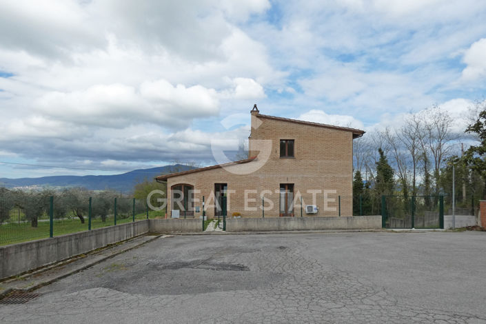 Image No.11-4 Bed Country House for sale