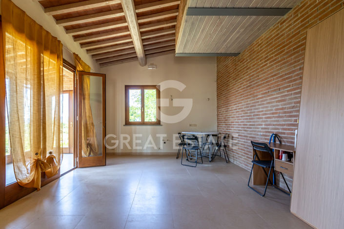 Image No.7-4 Bed Country House for sale