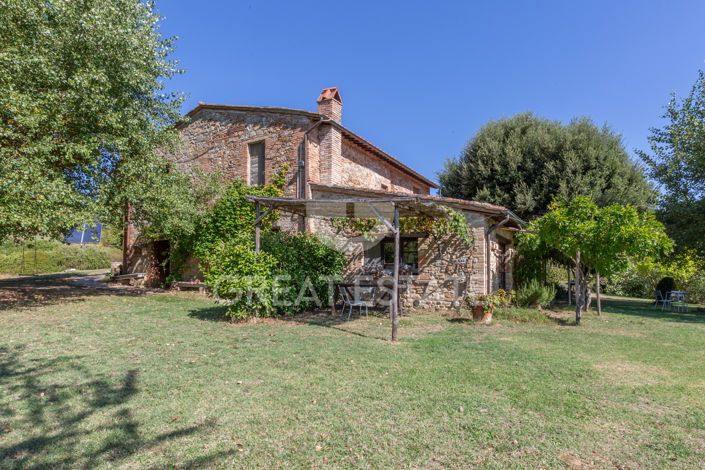 Image No.30-5 Bed Country House for sale