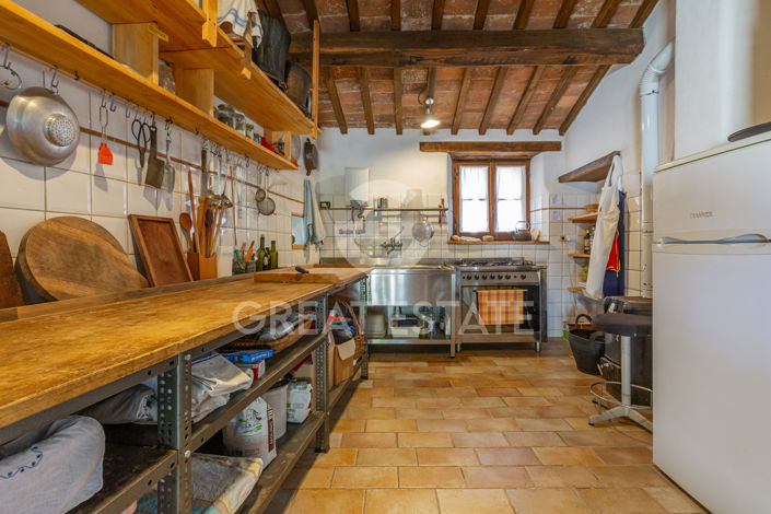 Image No.42-5 Bed Country House for sale