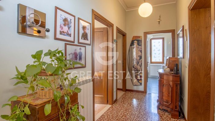 Image No.12-3 Bed Villa for sale