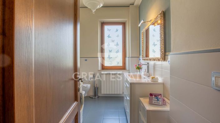 Image No.17-3 Bed Villa for sale